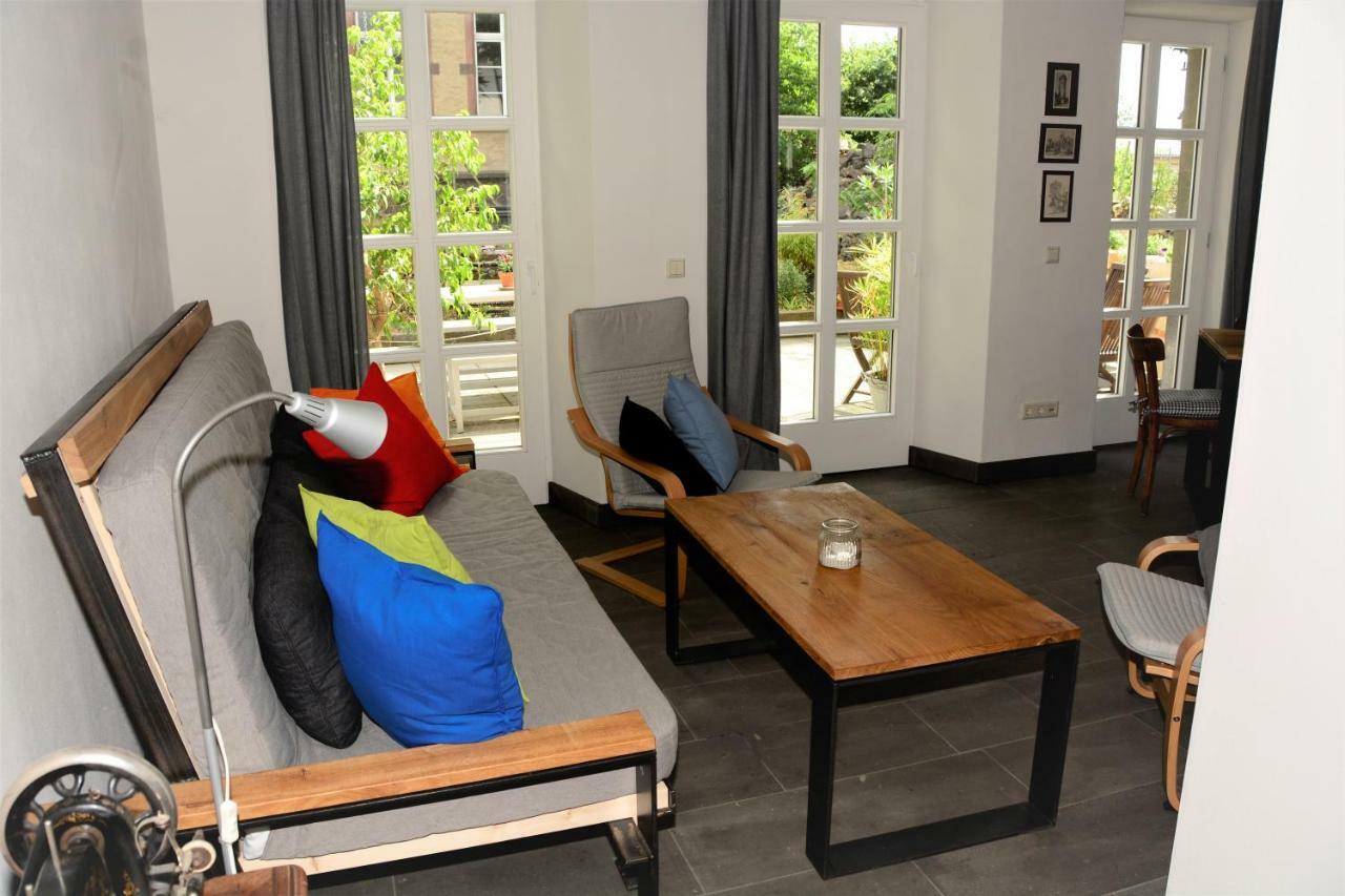 Stiftsherrenhaus Munstermaifeld ภายนอก รูปภาพ